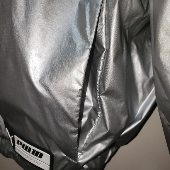 Puma Woman's Silver Sweat Workout Jacket S-XL NWT - Picture 5 of 10